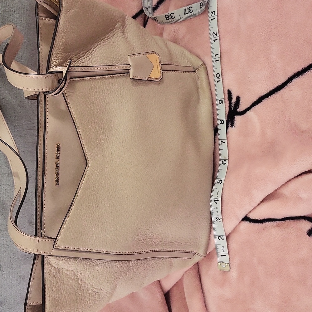 Michael Kors tan leather shoulder bag Whitney Pebble Leather Tote - Picture 10 of 16